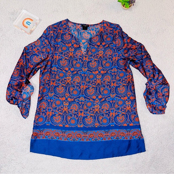 Ann Taylor silky printed top - Picture 4 of 11